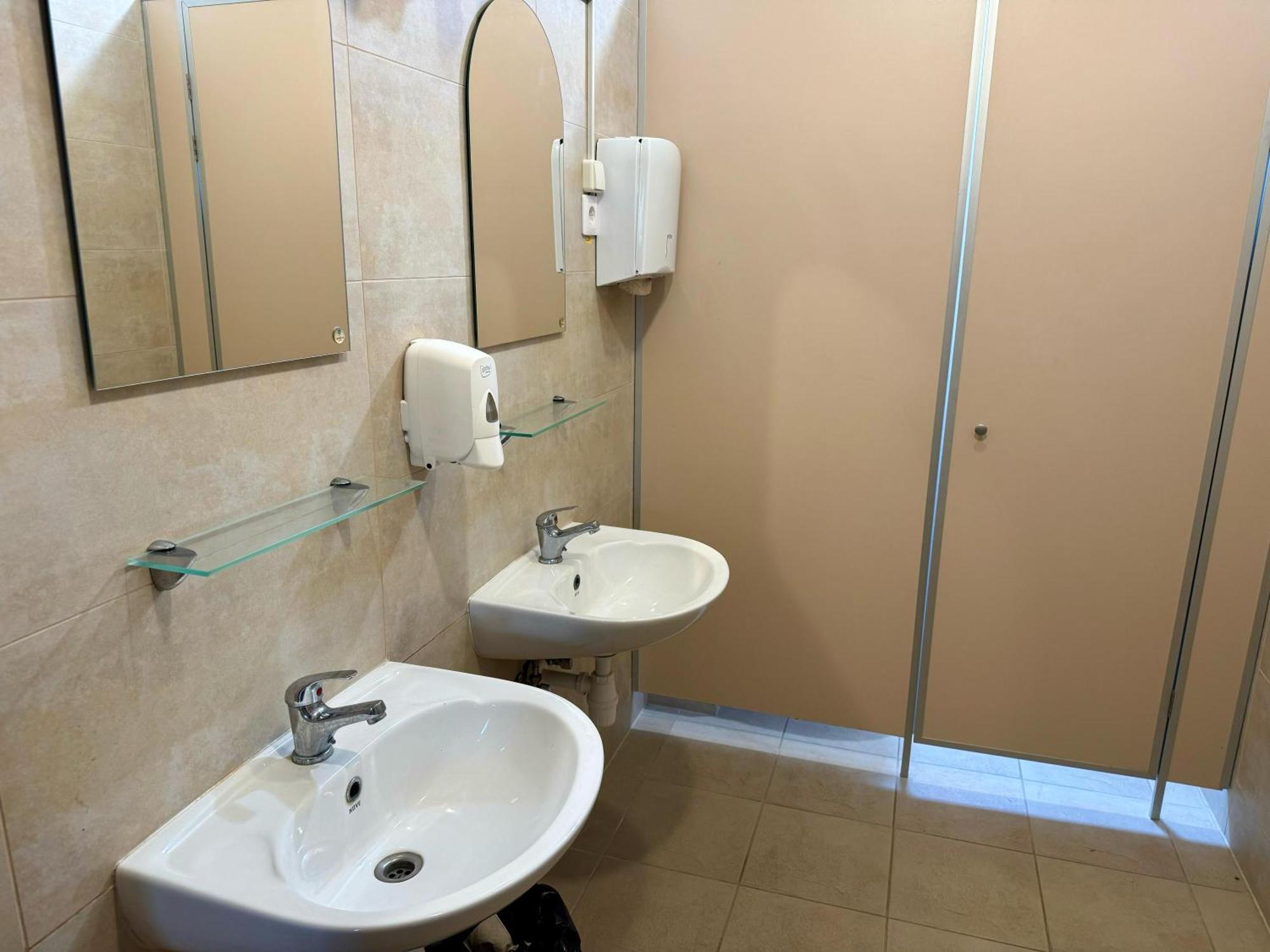 Sajutu Parka Hostelis Valmiera Εξωτερικό φωτογραφία