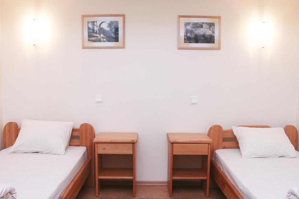 Sajutu Parka Hostelis Valmiera Δωμάτιο φωτογραφία